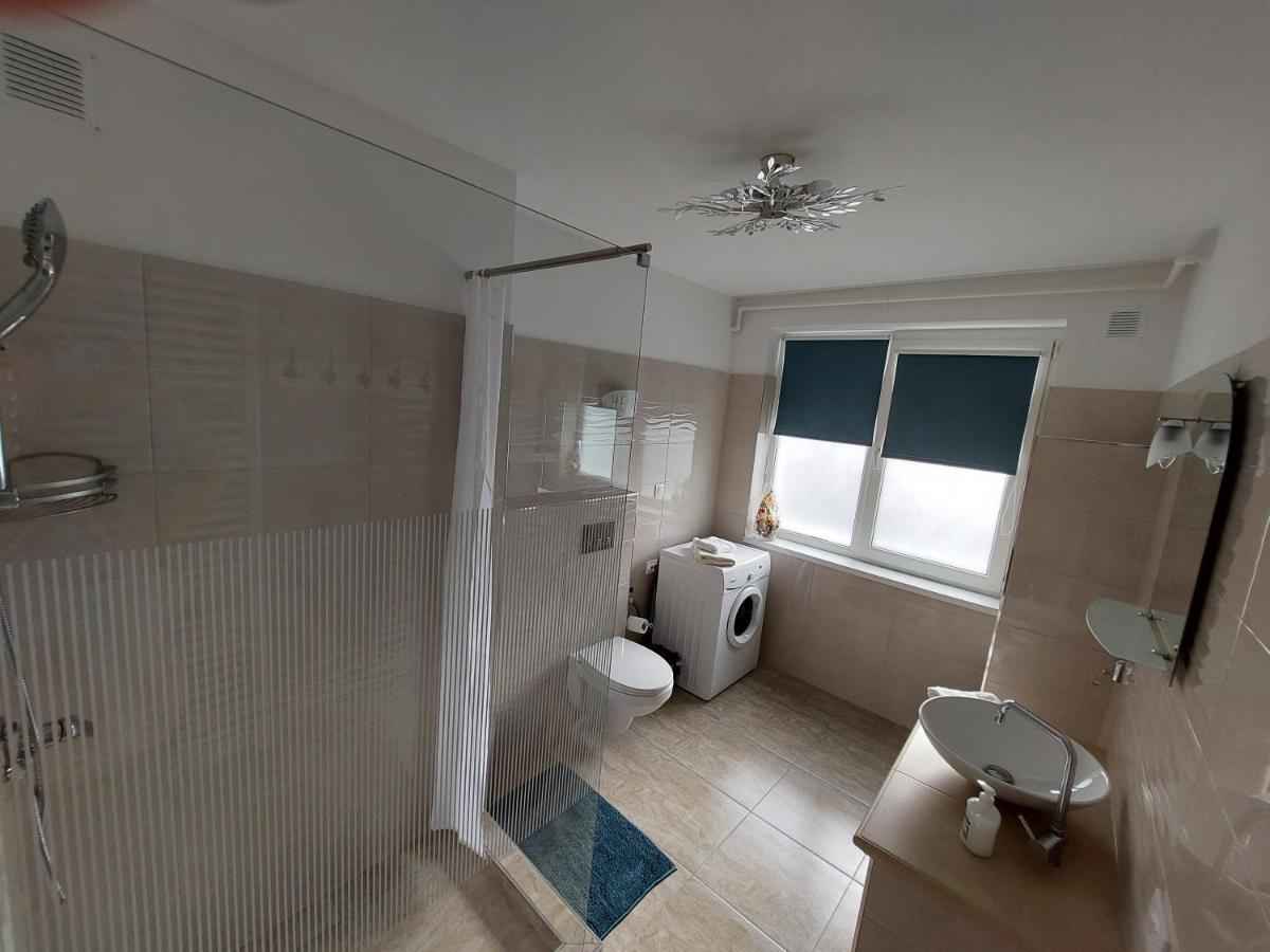 Maya'S Apartament Brasov Lejlighed Eksteriør billede